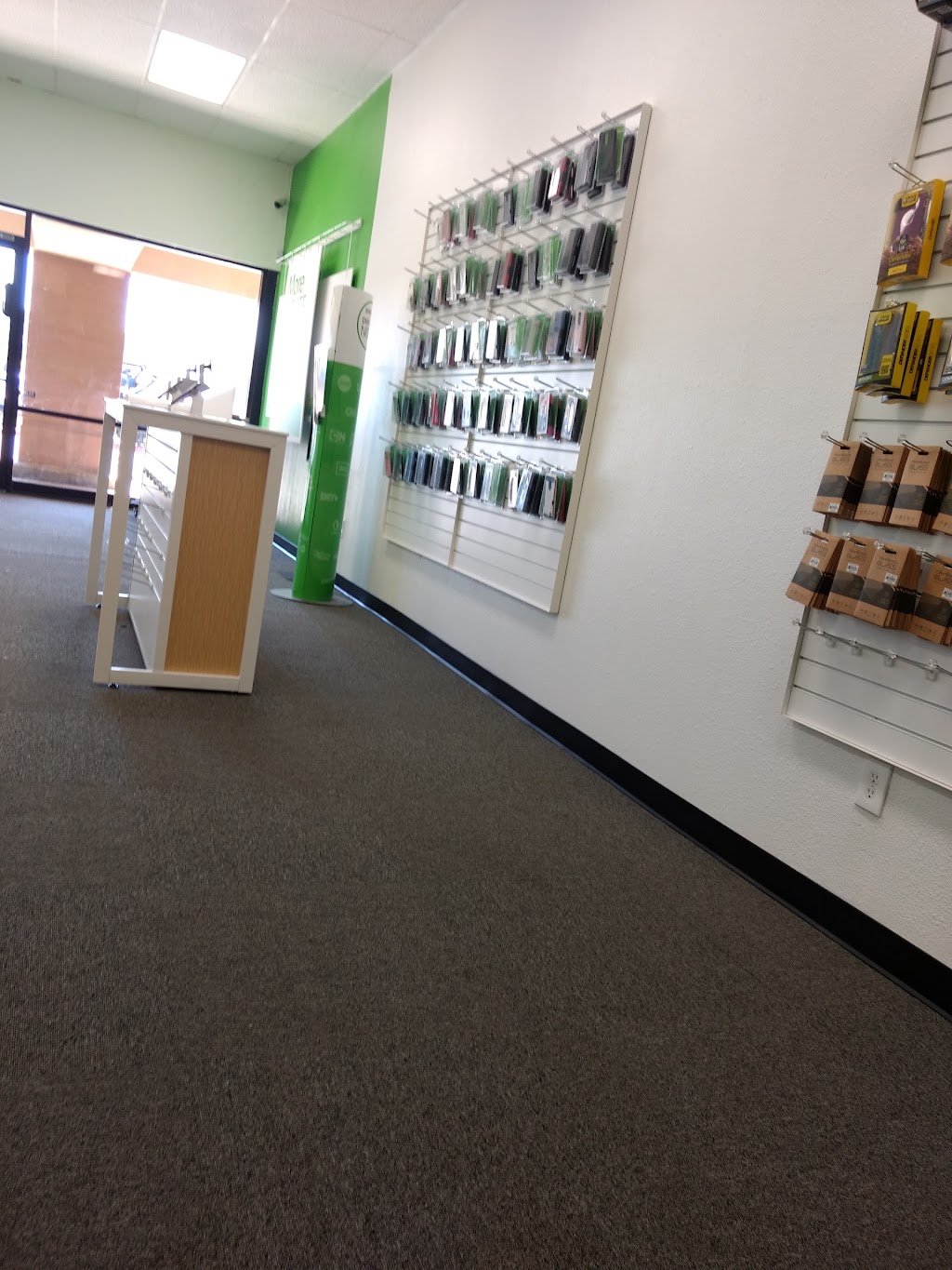 Cricket Wireless Authorized Retailer | 9534 Winter Gardens Blvd Ste B, Lakeside, CA 92040, USA | Phone: (619) 456-4999