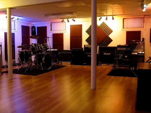 The Gearbox Recording Studio | 45 E Ridgewood Ave, Paramus, NJ 07652, USA | Phone: (201) 689-9755