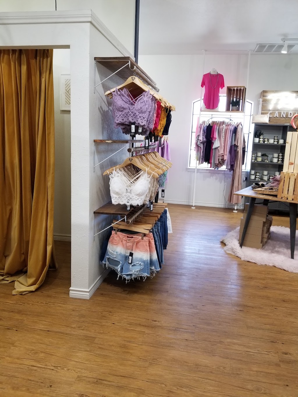 The Ranchers Wife Boutique | 309 FM148 suite a, Terrell, TX 75160, USA | Phone: (972) 210-7187