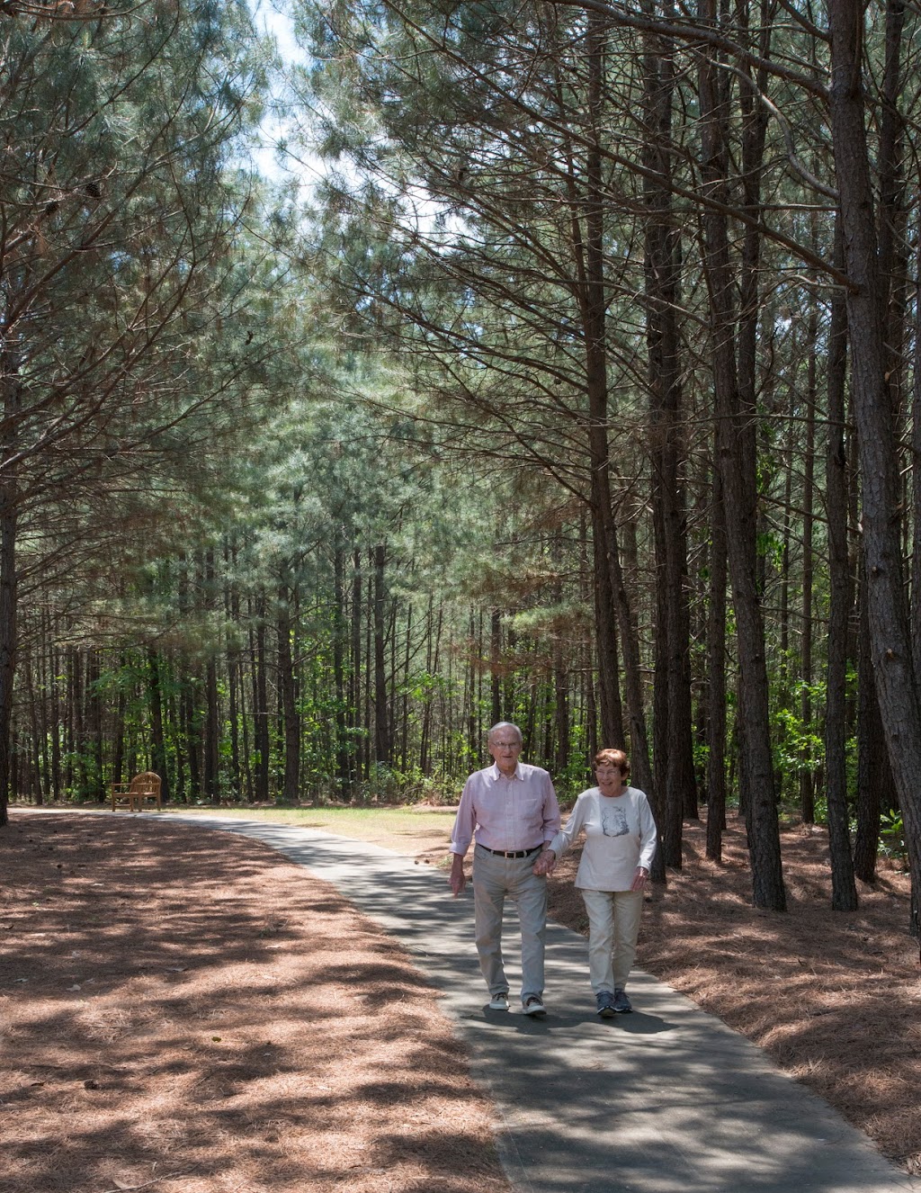 Delmar Gardens of Gwinnett Senior Living | 3100 Club Dr, Lawrenceville, GA 30044, USA | Phone: (770) 923-3100
