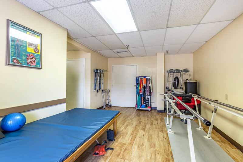 Westchase Health and Rehabilitation Center | 8820 Town Park Dr, Houston, TX 77036, USA | Phone: (713) 777-7241