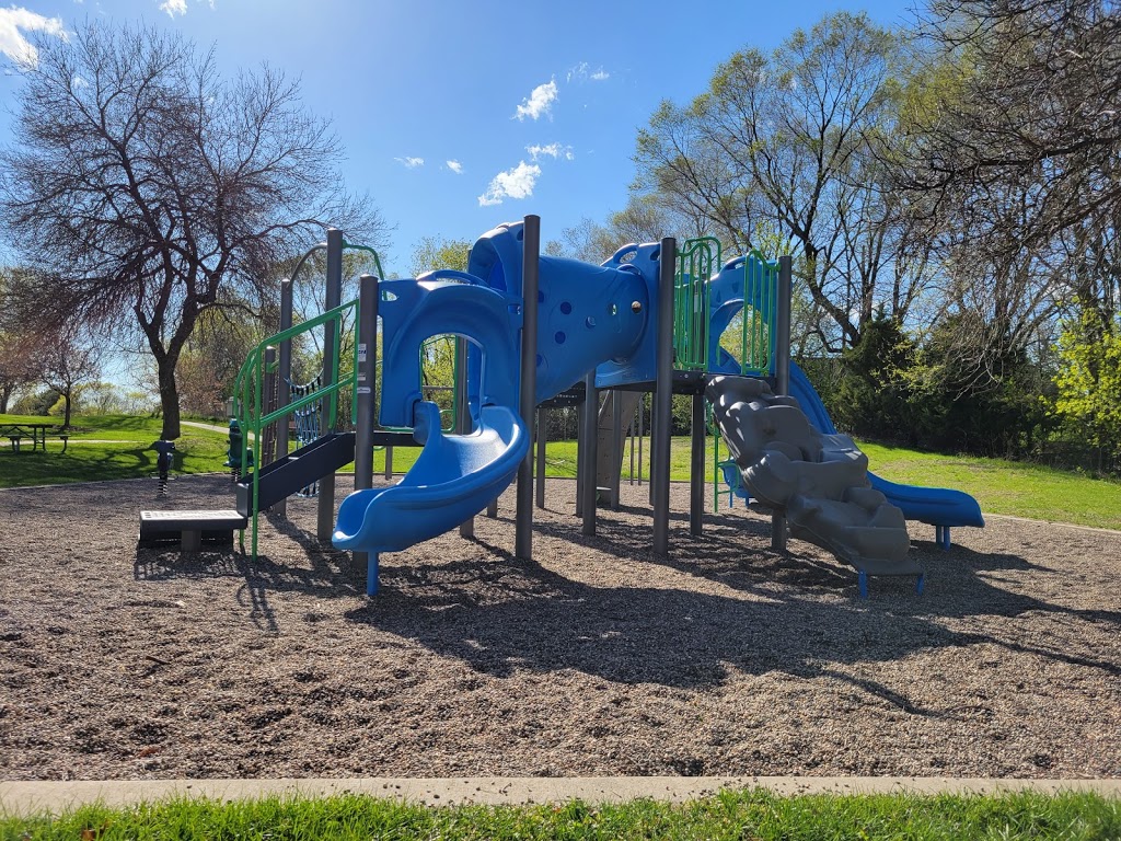 Highview Park Playground | 1435 Skyline Rd, Eagan, MN 55121, USA | Phone: (651) 675-5000