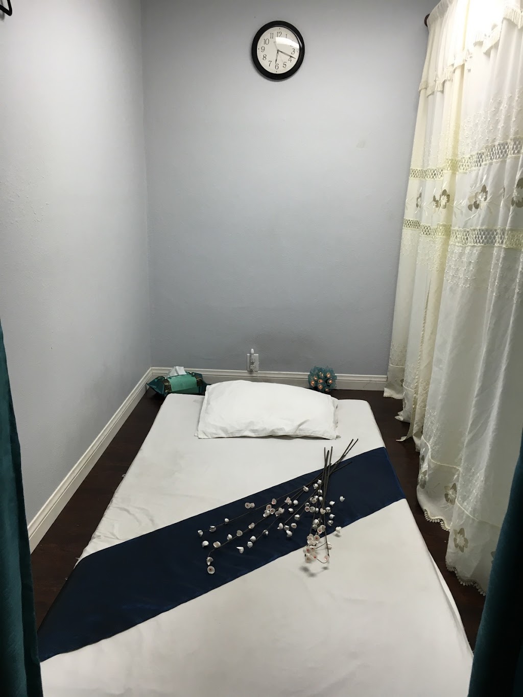 Bangkok Thai Massage | 17552 Ventura Blvd, Encino, CA 91316, USA | Phone: (818) 783-4363