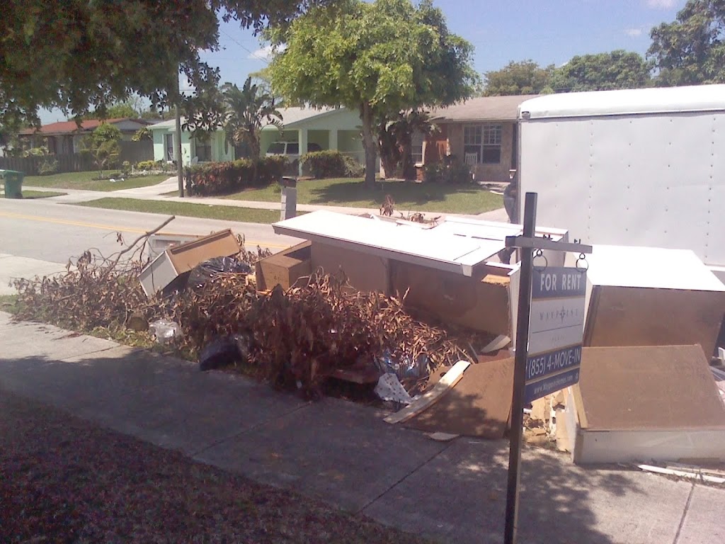 Junk Trash Removal | 8331 NW 18th St, Pembroke Pines, FL 33024, USA | Phone: (954) 633-8288