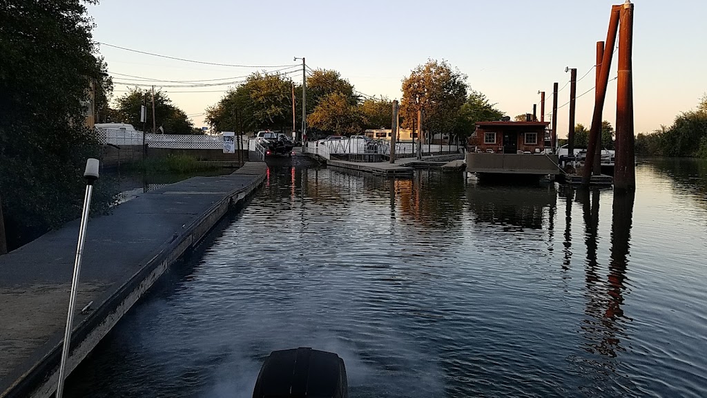 New Hope Landing RV Park & Marina | 13945 W Walnut Grove Rd, Walnut Grove, CA 95690, USA | Phone: (209) 210-4485