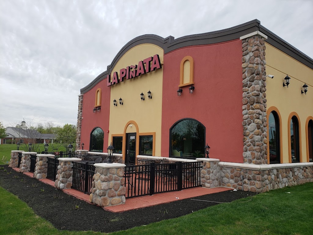 La Pinata of Centerville - Mexican Grill & Bar | 9505 Dayton Lebanon Pike, Dayton, OH 45458, USA | Phone: (937) 291-0227