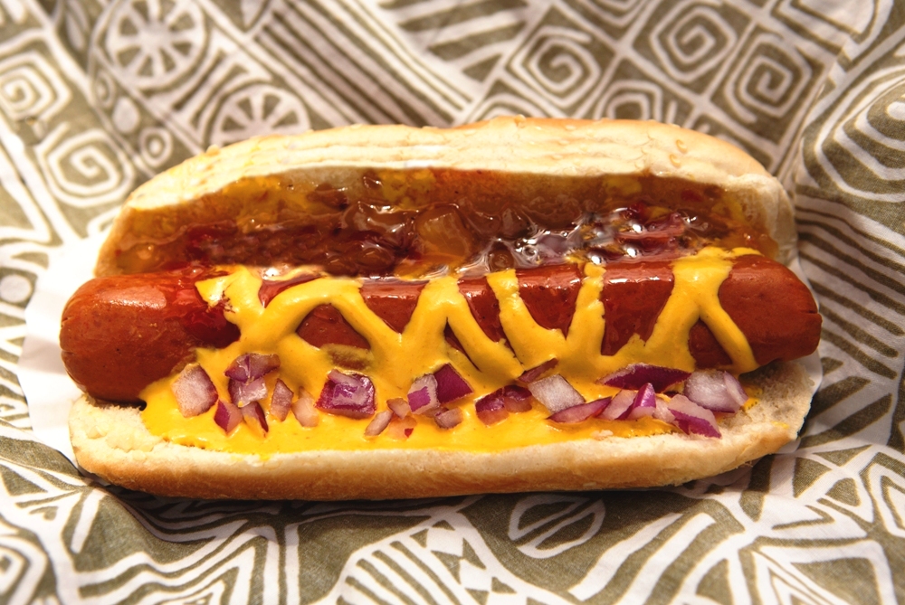 Gourmet Hot Dogs | 401 Newport Center Dr, Newport Beach, CA 92660, USA | Phone: (949) 499-1030