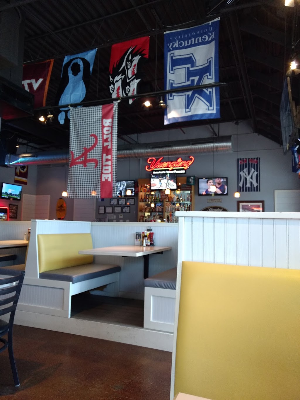 A J Gators | 105 Currituck Commercial Dr, Moyock, NC 27958, USA | Phone: (252) 435-6106