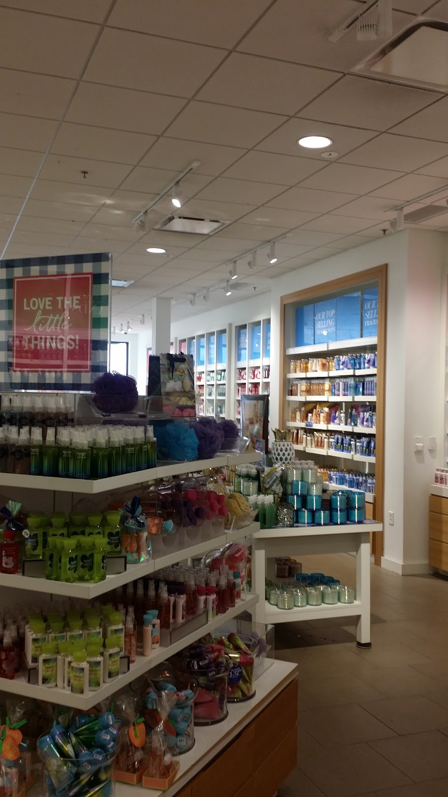 Bath & Body Works | 4965 Promenade Pkwy, Bessemer, AL 35022, USA | Phone: (205) 426-5236