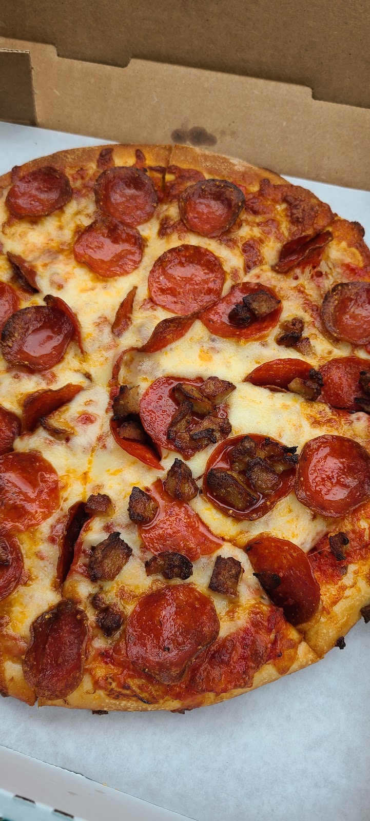 DTutanellis Pizza-Amherst | 103 Milan Ave, Amherst, OH 44001, USA | Phone: (440) 985-9866