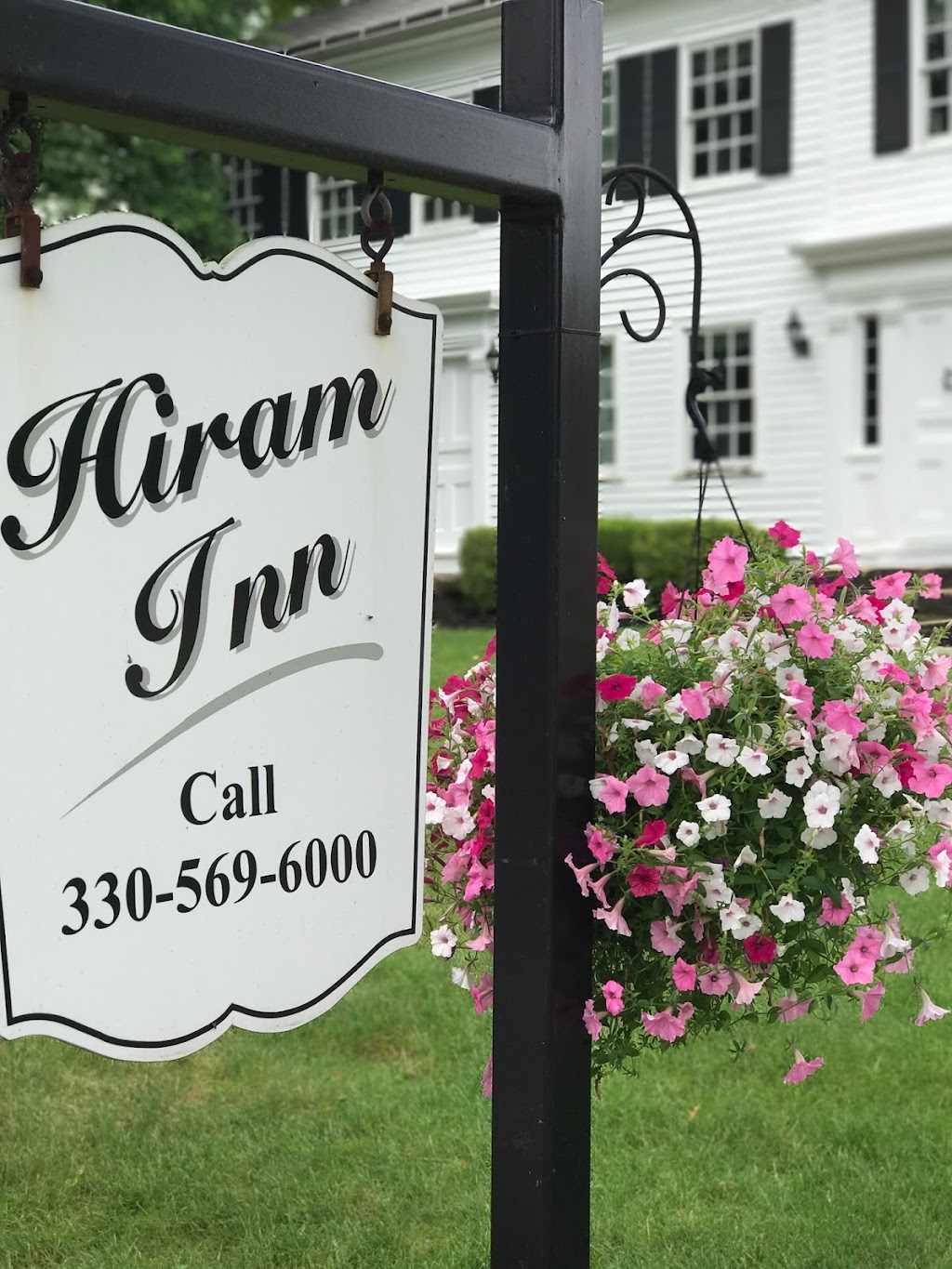 The Hiram Inn | 6867 Wakefield Rd, Hiram, OH 44234, USA | Phone: (330) 569-6000