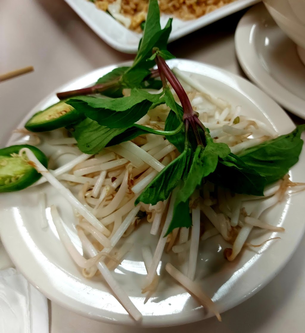 Pho Leo | 1734 E Main St #9025, Mesa, AZ 85203, USA | Phone: (480) 410-4971