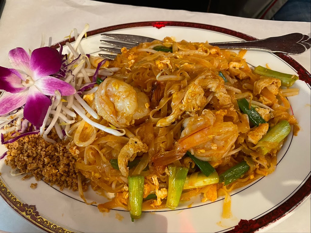 New Krungthai Restaurant | 580 N Winchester Blvd, San Jose, CA 95128, USA | Phone: (408) 248-3435