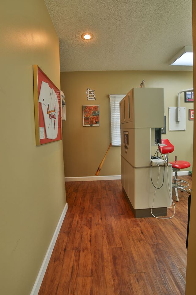 Columbia Dental Center | 915 N Main St #2, Columbia, IL 62236, USA | Phone: (618) 281-6161