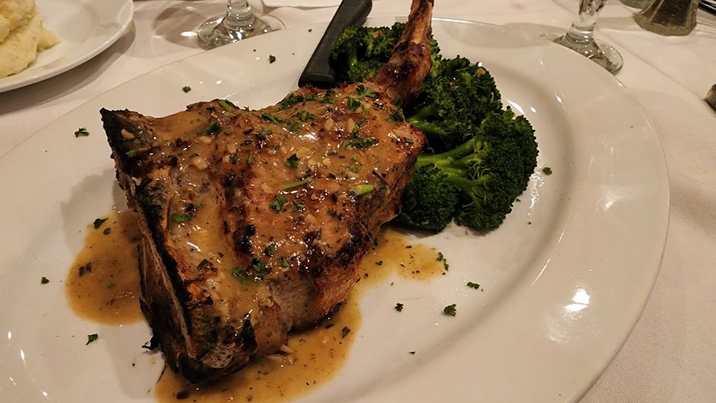 Armondos Italian Resturant | 7316 Northern Blvd, Queens, NY 11372 | Phone: (718) 898-0113