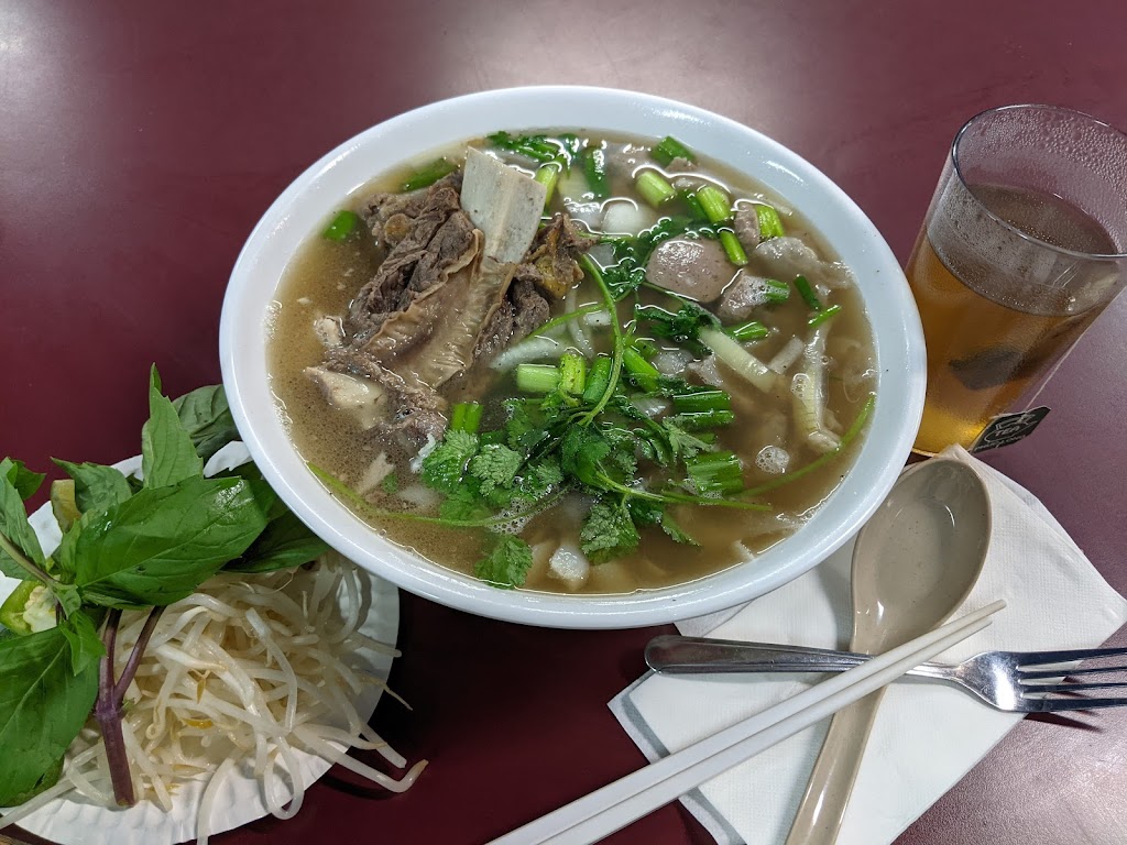 Pho Country House Highway 99 Lynnwood | 17711 Hwy 99 STE C, Lynnwood, WA 98037, USA | Phone: (206) 349-8511