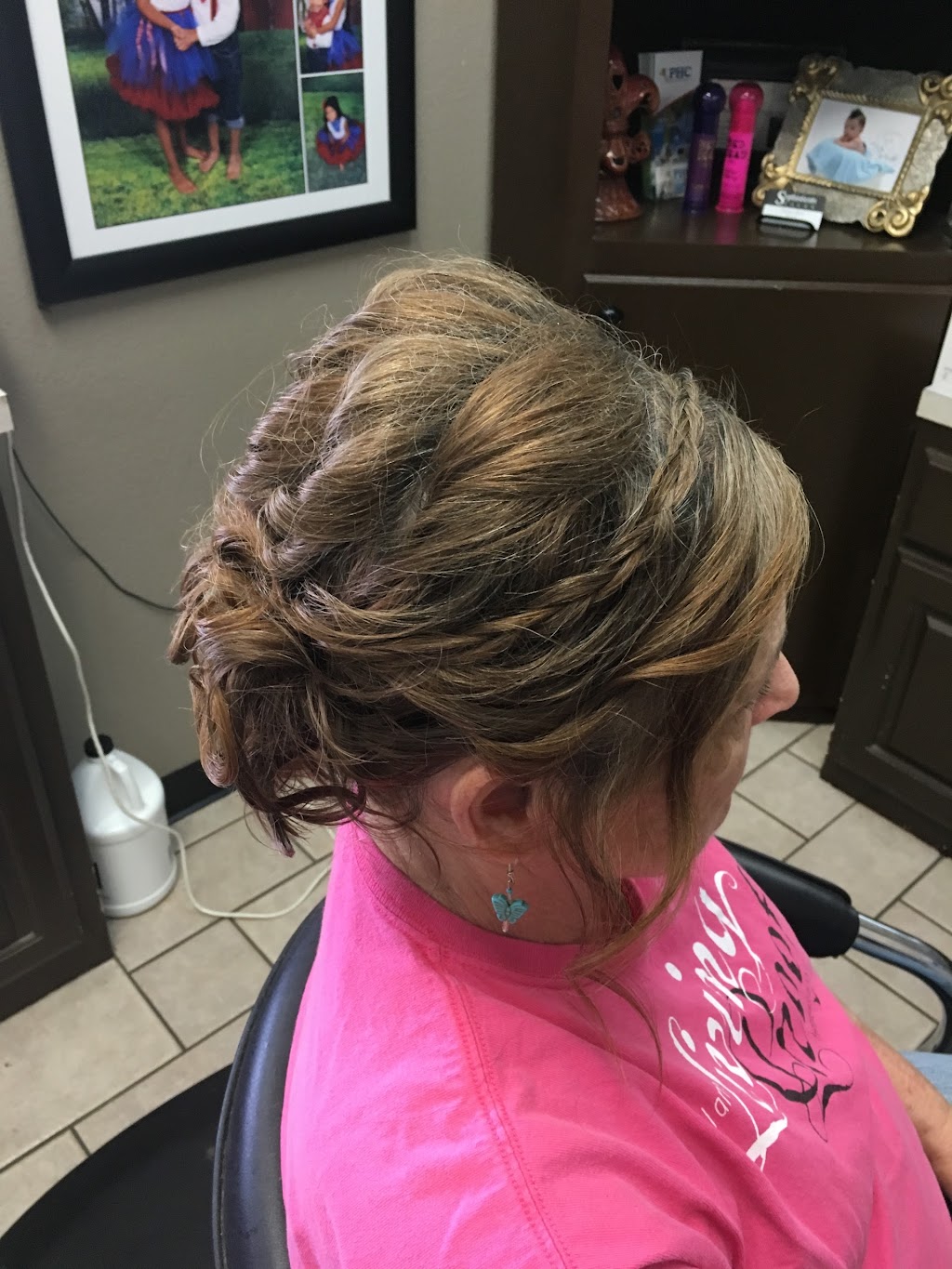 Sophisticuts Salon | 4210 98th St, Lubbock, TX 79423, USA | Phone: (806) 794-9733