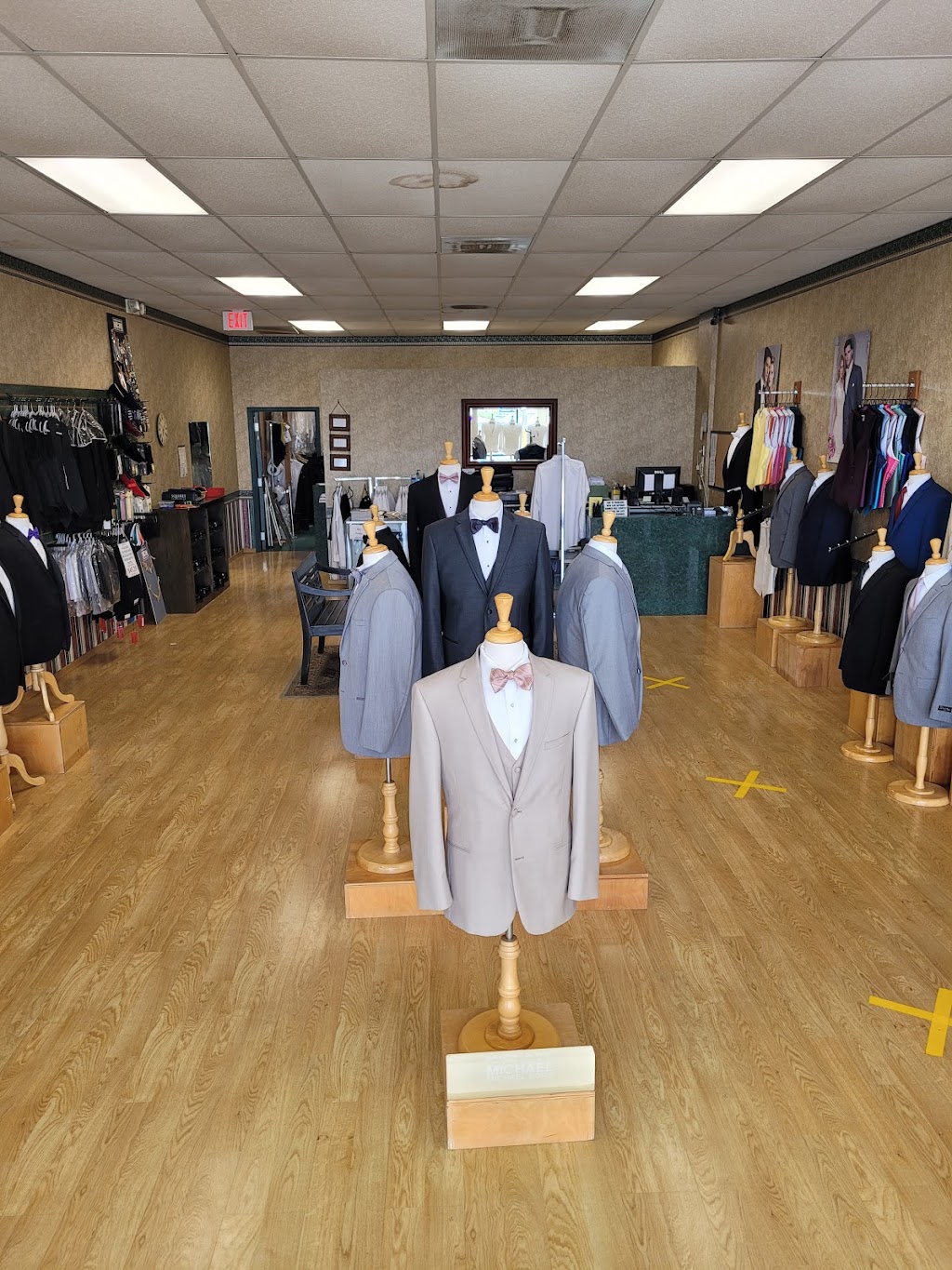 Squires Formalwear | 8665 Siegen Ln, Baton Rouge, LA 70810, USA | Phone: (225) 769-3312