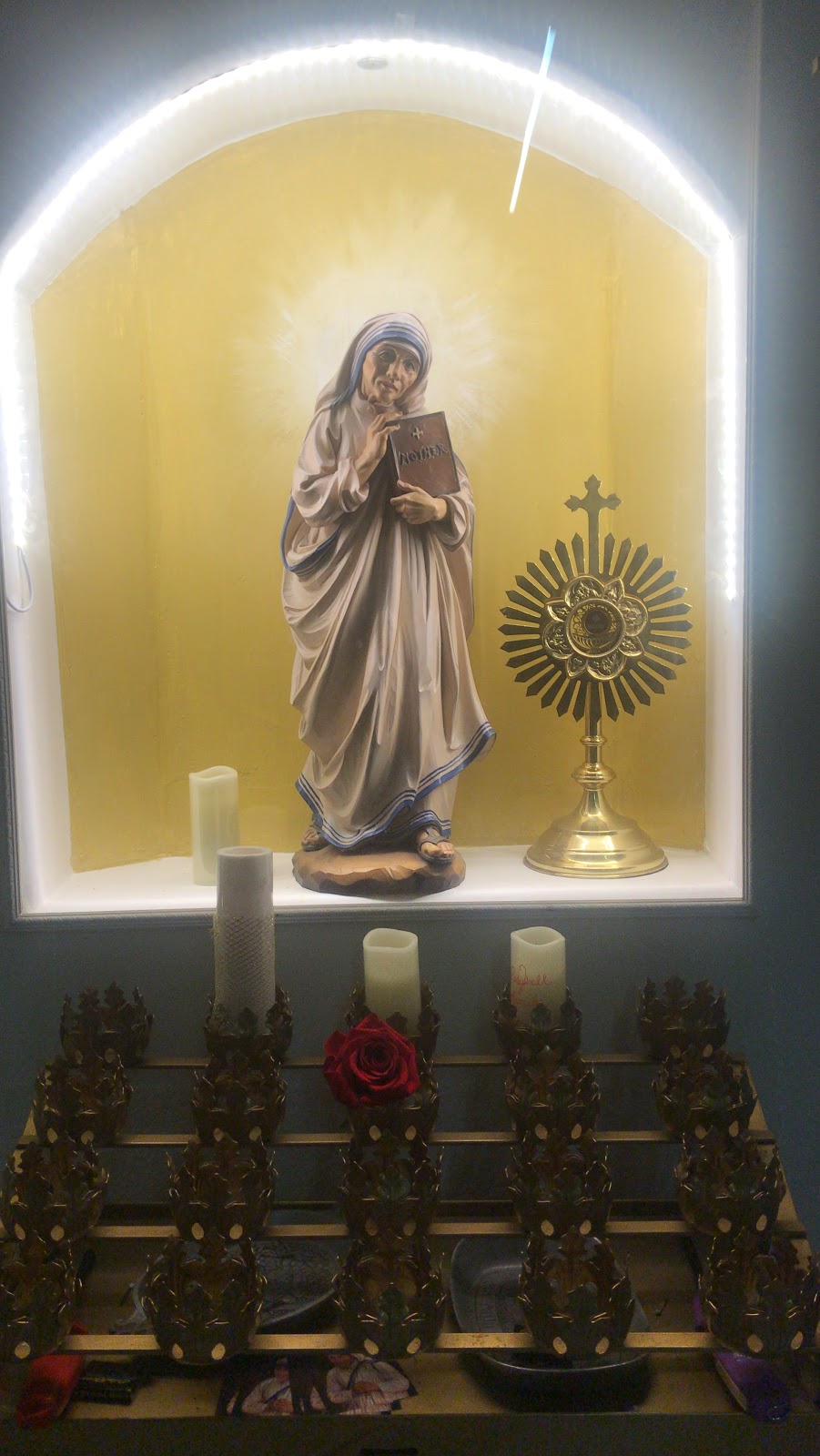 Our Lady of Fatima Parish Mission | 1418 S 17th Ave, Phoenix, AZ 85007, USA | Phone: (602) 254-4944