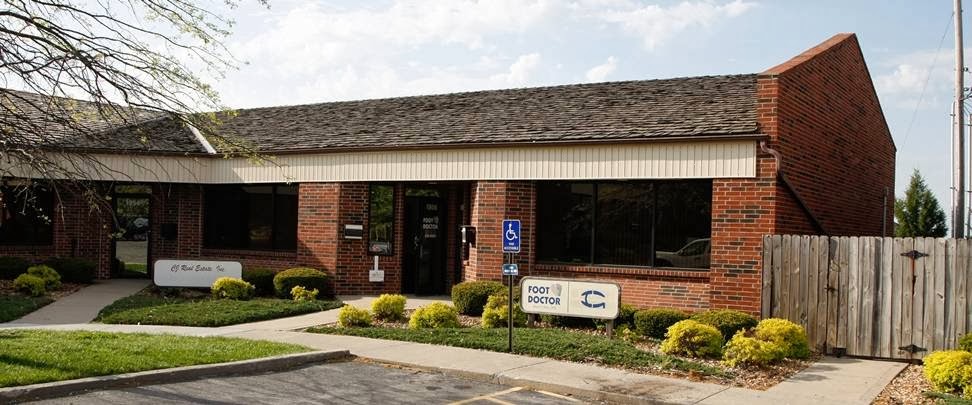 Foot Specialists of Kansas City PA | 1956 NW Copper Oaks Cir, Blue Springs, MO 64015, USA | Phone: (816) 228-6995