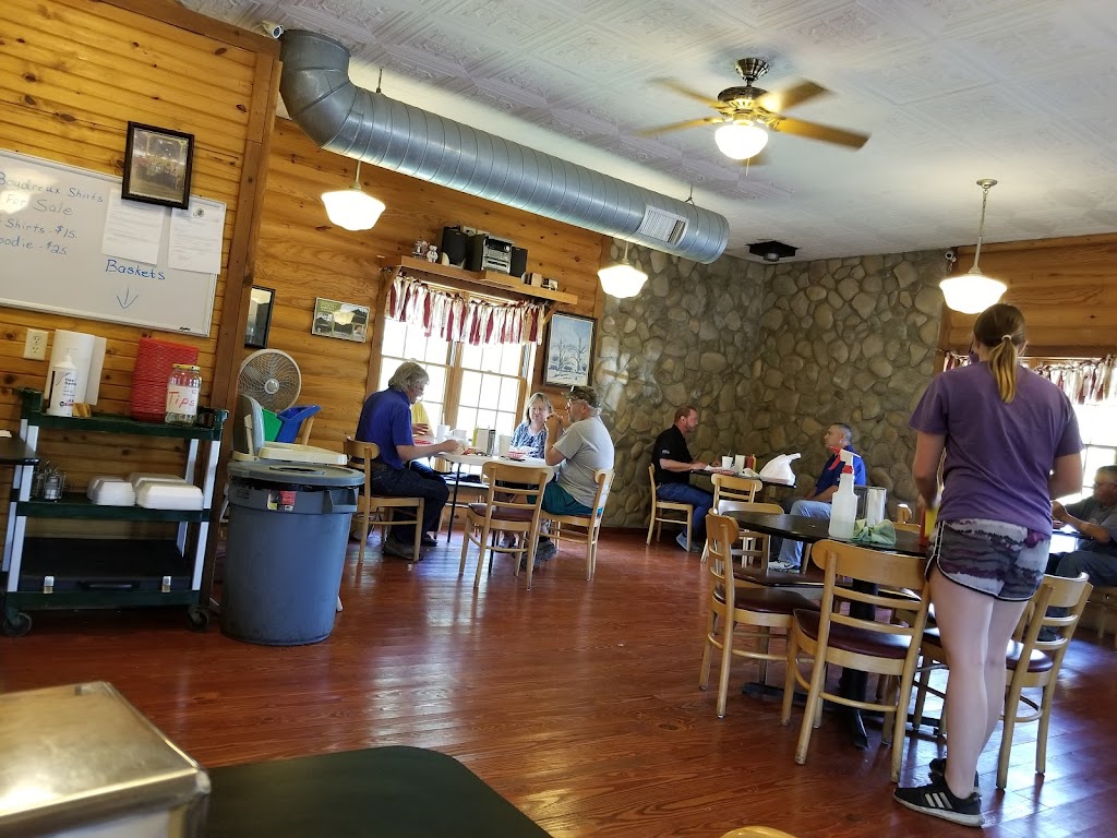 Boudreux Burger Barn | 1499 N Meridian Rd #9046, Peck, KS 67120, USA | Phone: (316) 524-2763