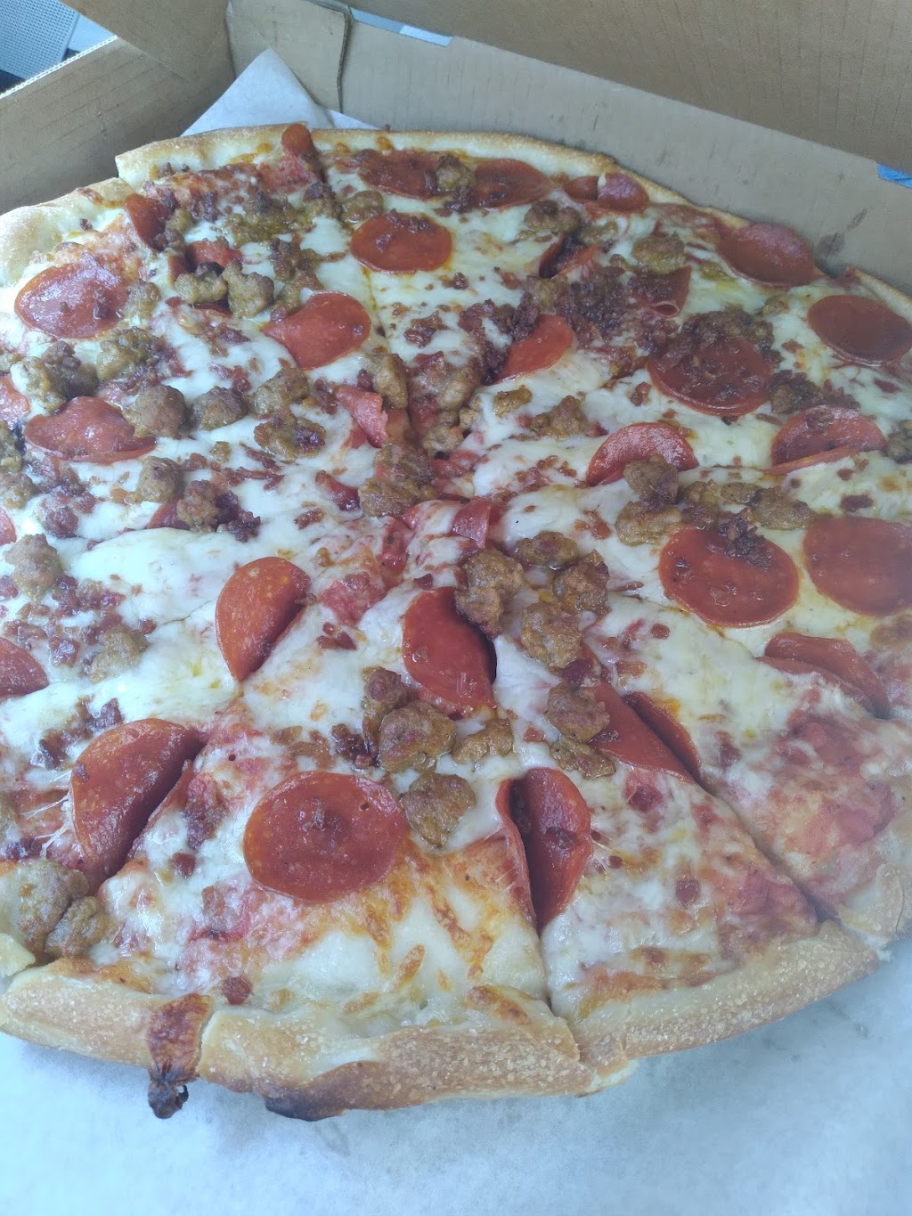 Capps Pizza | 12797 Mayfield Rd, Chardon, OH 44024, USA | Phone: (440) 286-2522