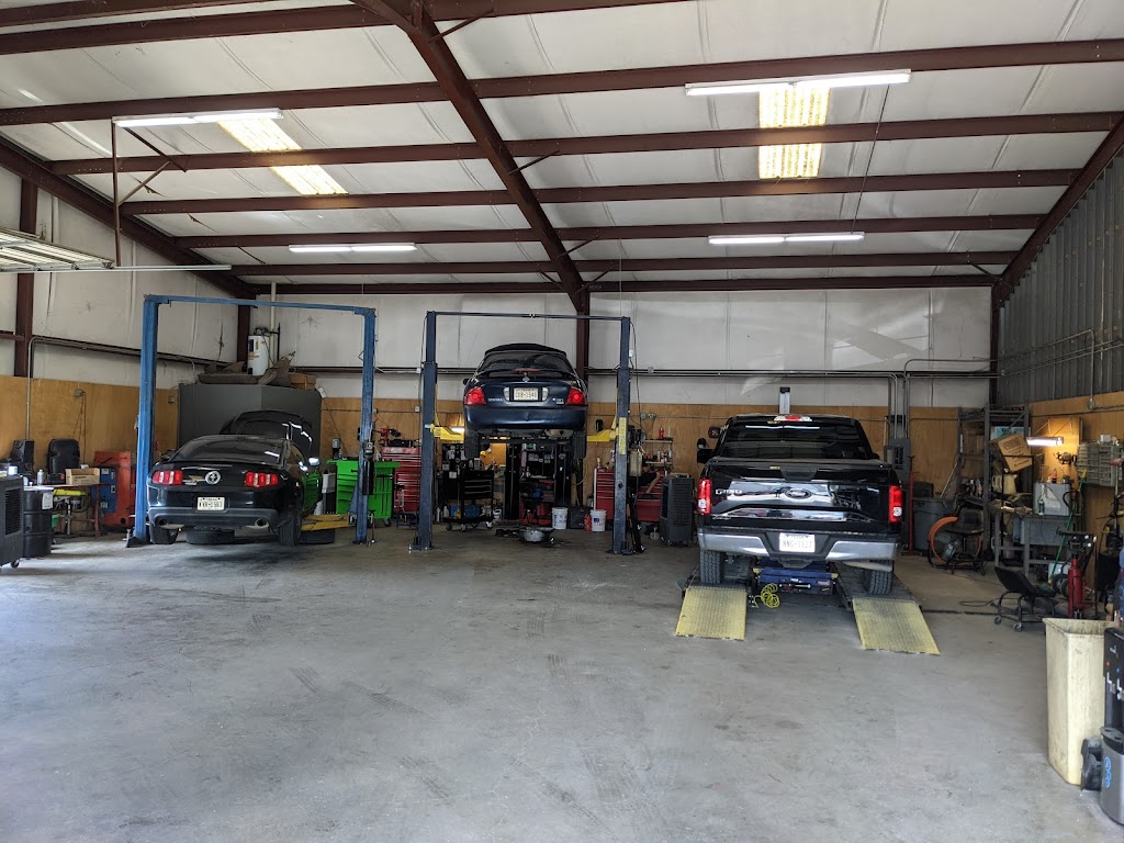 Tovar Automotive | 635 W Front St #300, Hutto, TX 78634, USA | Phone: (512) 846-1104