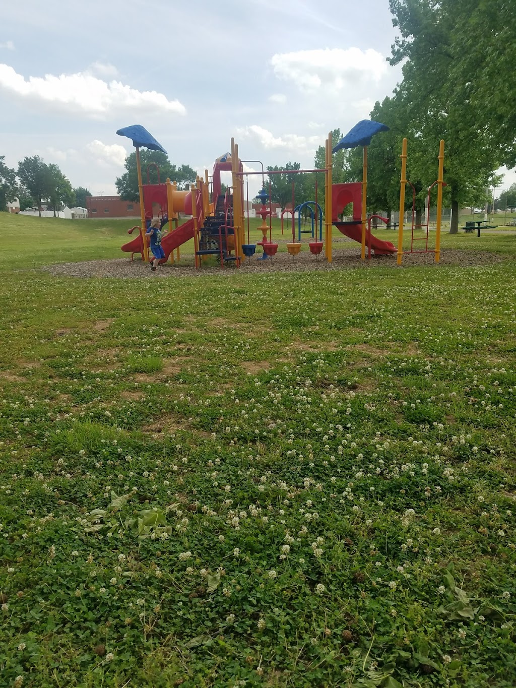 Van Preter Park | 500 Playground Ct, East Alton, IL 62024, USA | Phone: (618) 259-7951