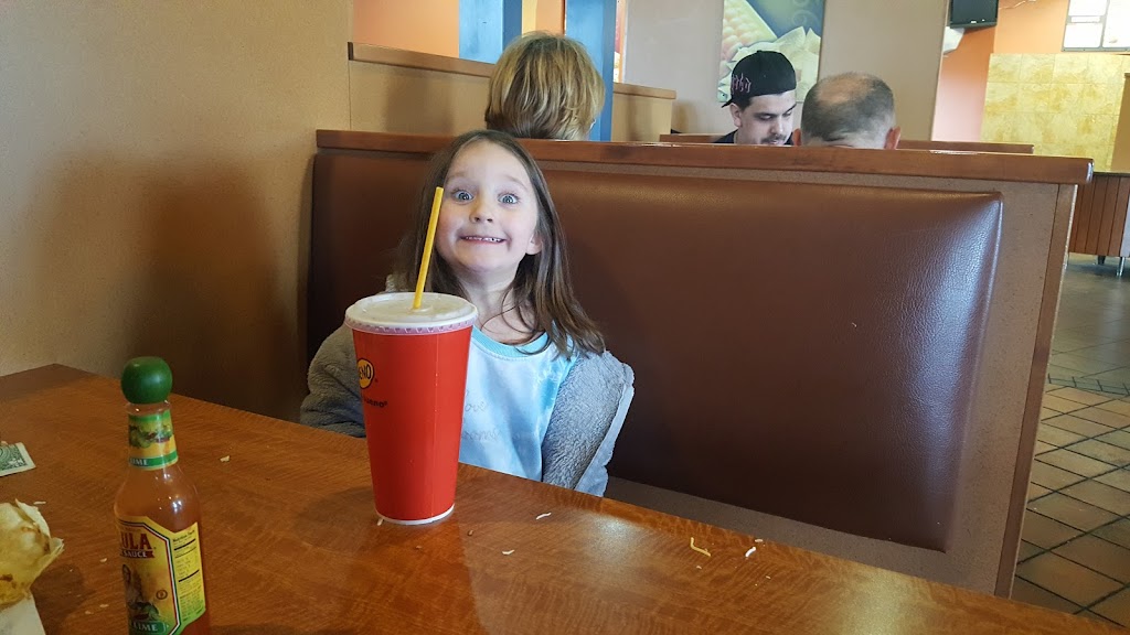 Taco Bueno | 1109 N Santa Fe Ave, Moore, OK 73160, USA | Phone: (405) 799-7095