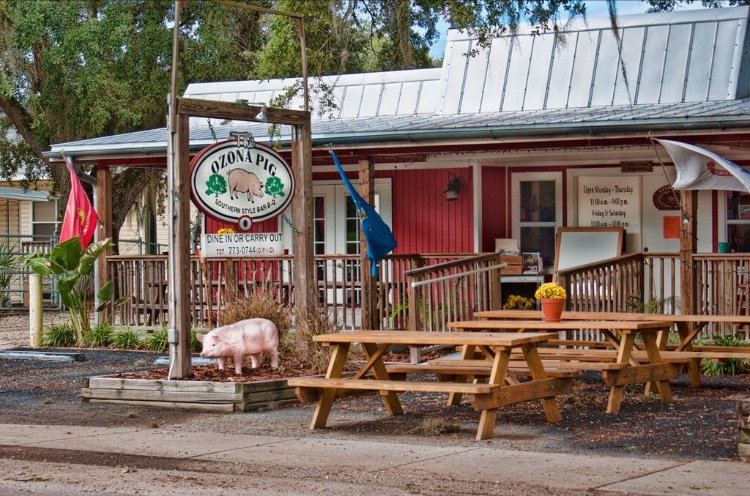 The Ozona Pig | 311 Orange St N, Palm Harbor, FL 34683, USA | Phone: (727) 773-0744