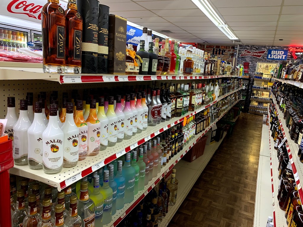 Hometown Liquor Store And Convenience Store | 6620 Six Mile Ln, Louisville, KY 40218, USA | Phone: (502) 491-1234