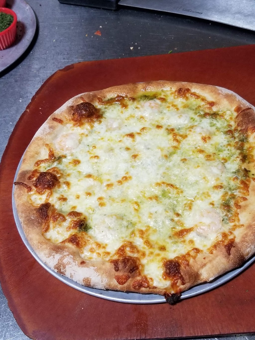 Crust Pizzeria | 3263 Camino De Los Coches #105, Carlsbad, CA 92009 | Phone: (760) 944-1111