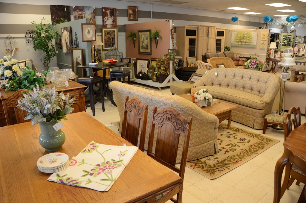 Room Swap Consignments | 1023 E Main St, Plainfield, IN 46168, USA | Phone: (317) 406-3065