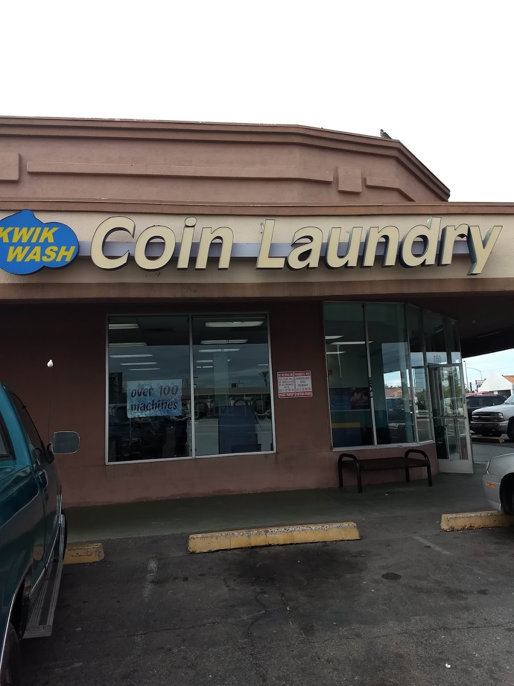 Kats Village Coin Laundry | 1153 E Main St, Mesa, AZ 85203, USA | Phone: (480) 834-4739