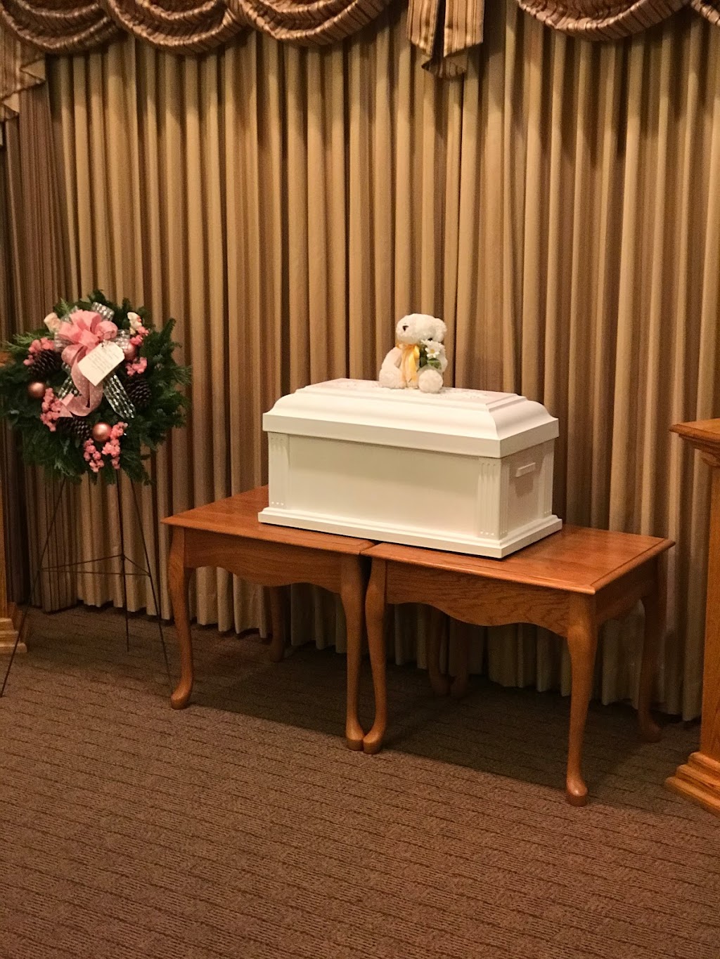 Dooley Funeral Home | 5761 OH-500, Payne, OH 45880, USA | Phone: (419) 263-0000