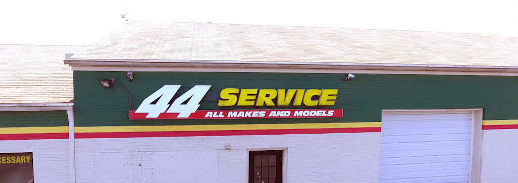 44 Auto Collision Center | 976 Frost Ave, Bardstown, KY 40004, USA | Phone: (502) 707-4400