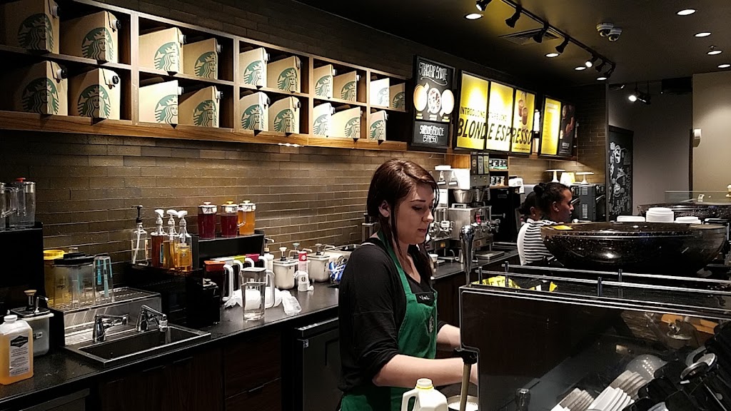 Starbucks | 5223 Alpha Rd, Dallas, TX 75240, USA | Phone: (972) 960-9595