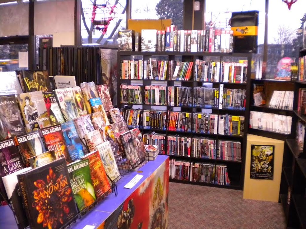 Hot Comics and Collectibles | 26 W 66th St, Richfield, MN 55423, USA | Phone: (612) 798-3936