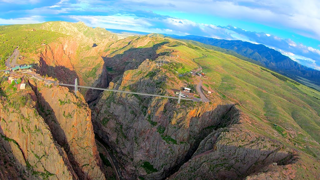 Royal Gorge Helicopter Tours | 45045 US-50, Cañon City, CO 81212, USA | Phone: (719) 648-5580