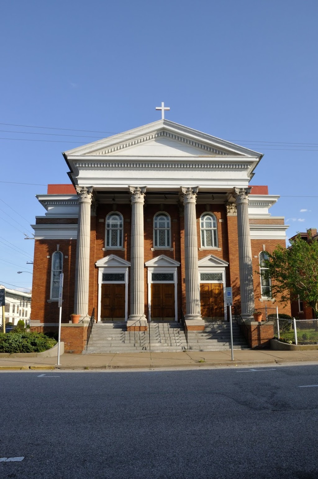 Saint Vincent De Paul Catholic Church | 230 33rd St, Newport News, VA 23607, USA | Phone: (757) 245-4234