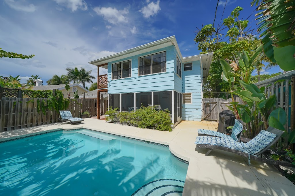 Siesta Key Island Rentals | 516 Canal Rd, Siesta Key, FL 34242, USA | Phone: (941) 346-7196