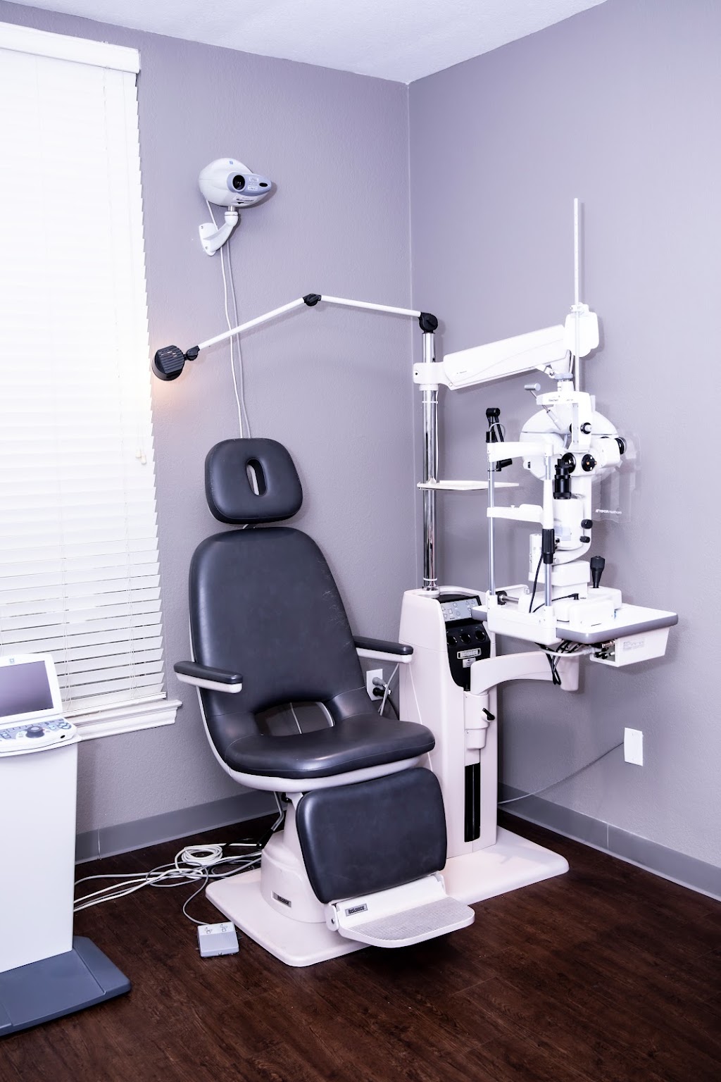 Eye Care of Denton | 2524 Lillian Miller Pkwy #100, Denton, TX 76210, USA | Phone: (940) 891-0484