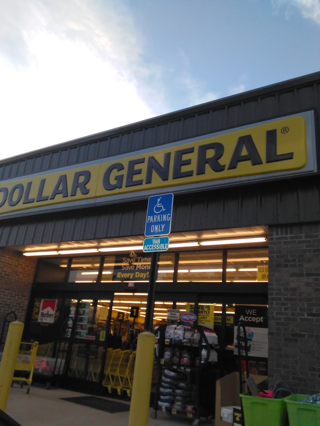 Dollar General | 139 E Main St, Paris, KY 40361, USA | Phone: (502) 661-1080