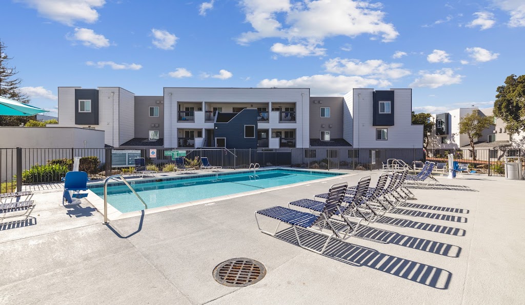 Hilltop Commons Apartments | 15690 Crestwood Dr, San Pablo, CA 94806, USA | Phone: (844) 367-9314