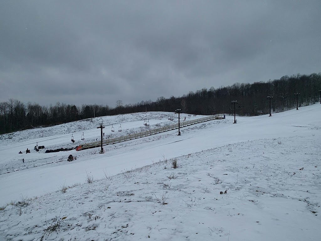 Brandywine Ski Area | 1146 W Highland Rd, Northfield, OH 44067, USA | Phone: (800) 875-4241