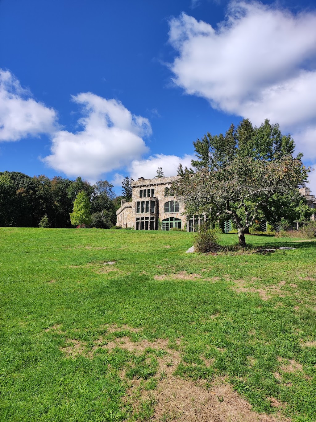 Ames Mansion | 257 Massapoag Ave, North Easton, MA 02356, USA | Phone: (508) 238-6566