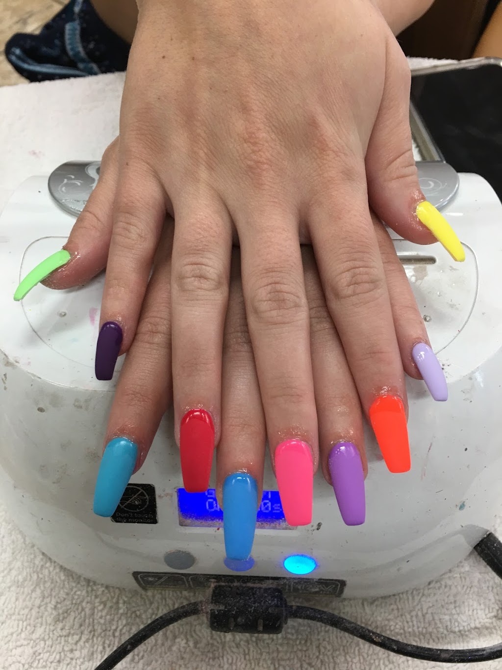 Bella Nails & Spa | 904 N Scottsdale Rd UNIT 105, Tempe, AZ 85281, USA | Phone: (480) 446-3555