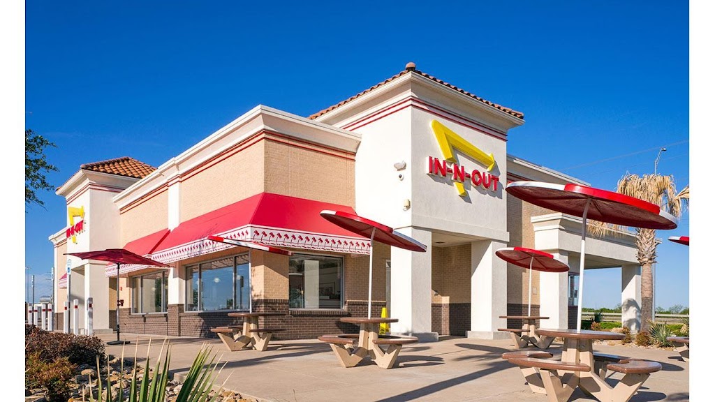 In-N-Out Burger | 150 Town Center Blvd, Garland, TX 75040, USA | Phone: (800) 786-1000
