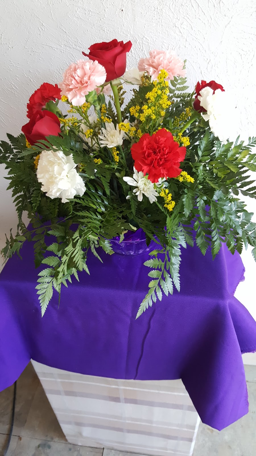 Graces Flowers & Gifts | 2720 Vaughn Blvd, Fort Worth, TX 76105, USA | Phone: (817) 371-1736