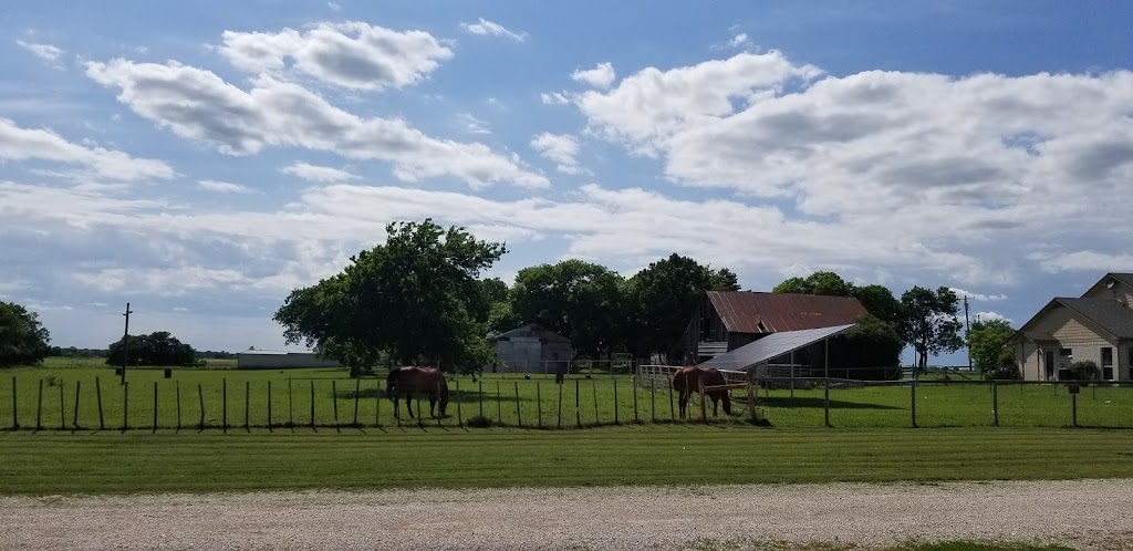 Lone Oak RV Park | 1690 E Lone Oak Rd, Valley View, TX 76272, USA | Phone: (877) 229-4153